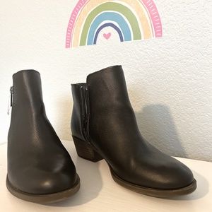 Black Leather Kensie Booties